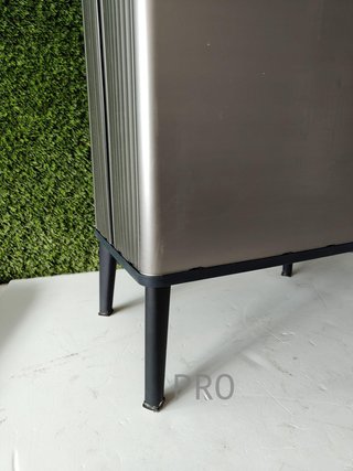 Cubo de basura alto de 54L - Curver verto