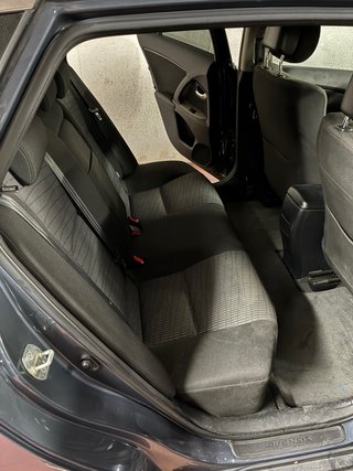 Toyota Avensis 2011
