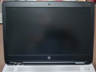Portátil HP ProBook per parti.