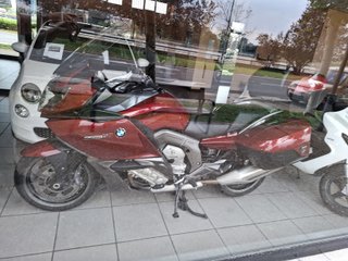 BMW 1600 GT V6 Roja y Negra