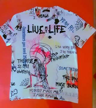 Camiseta gráfica Live Your Life