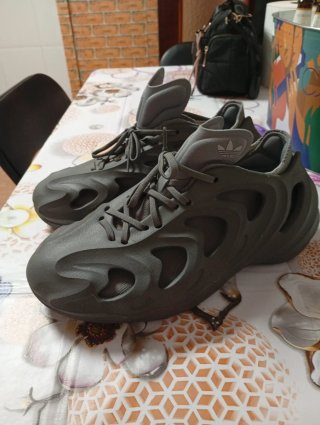 Tenis Adidas Grises