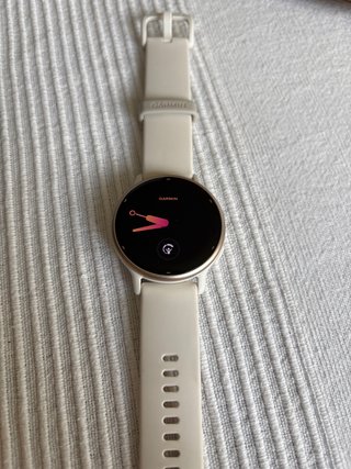 Reloj Garmin Plata y Blanco