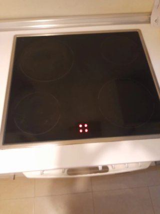 Conjunto vitrocerámica y horno
