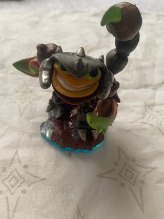 Skylanders 5 euros por pieza