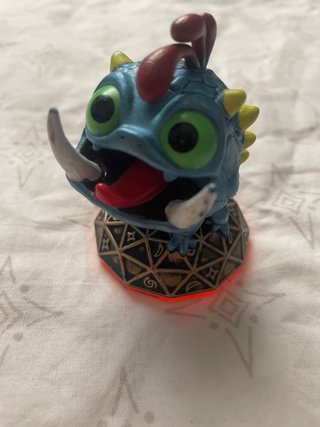 Skylanders 5 euros por pieza