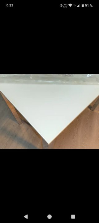 Mesa de comedor y 4 sillas
