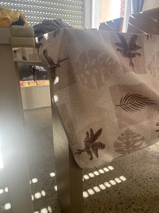 Mesa con 4 sillas
