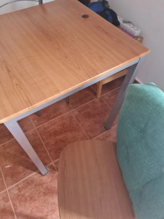Conjunto comedor 4 sillas y mesa