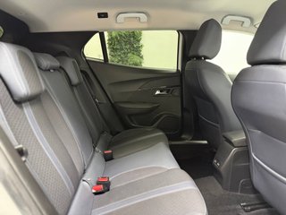 PEUGEOT 2008 1.5BlueHDi S&S Allure desde 219€/mes*