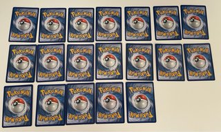 Lotto 19 Carte Pokemon Rare e Holo Miste Ita
