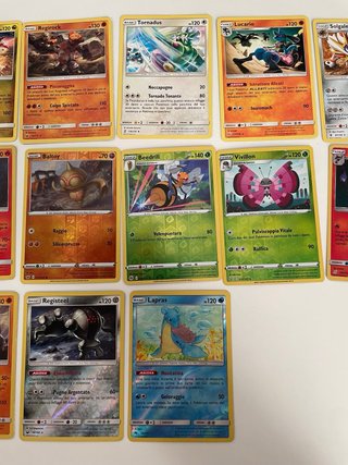 Lotto 19 Carte Pokemon Rare e Holo Miste Ita