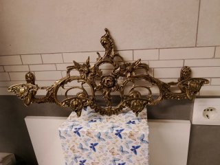 Colgador perchero bronce antiguo