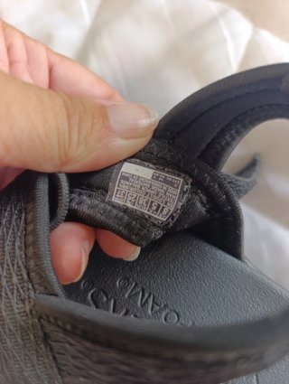 Sandalias Skechers Negras Yoga Foam