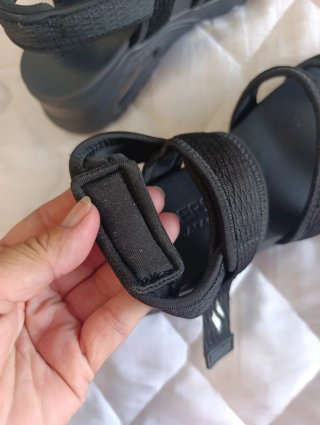 Sandalias Skechers Negras Yoga Foam