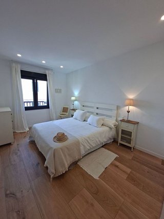 Piso en alquiler en Castell (Es)