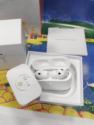 AirPods Pro 3 Bianchi