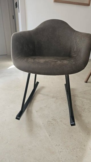 Silla Mecedora Diseño Tela y Metal
