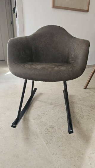 Silla Mecedora Diseño Tela y Metal