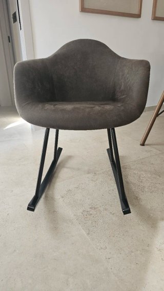 Silla Mecedora Diseño Tela y Metal