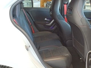 Mercedes-Benz Clase A 35 AMG-2021