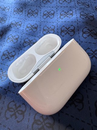Scatola di ricarica AirPods Pro 2a generazione Apple