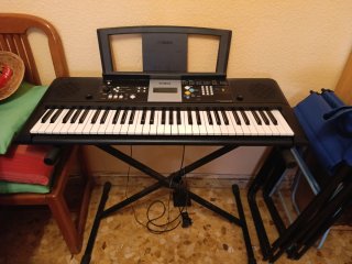 Piano Teclado Yamaha E223