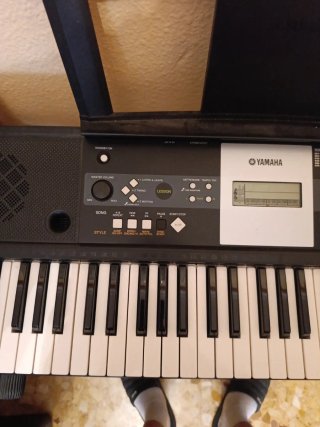 Piano Teclado Yamaha E223