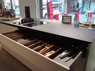 Mueble de Cocina Isla Beige y Negro