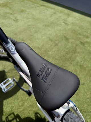Kona Stinky, bici de downhill/ freeride