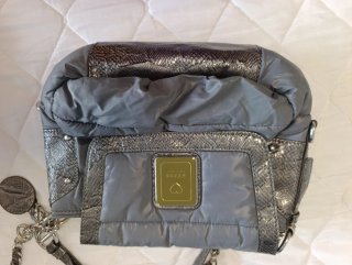 Bolso Guess vintage acolchado con Dos correas