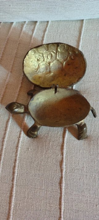 Portaoggetti tartaruga in bronzo