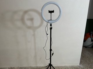 Aro de luz Grundig