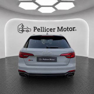 Audi RS4 2019