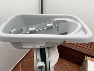 Cambiador y bañera para bebé marca Chicco