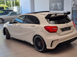 Mercedes-Benz Clase A 45 AMG 4 MATIC-2014
