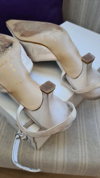 Zapatos de novia con encaje. T. 37