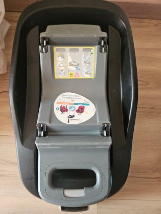 Maxi-Cosi Pebble Pro i-Size con base ISOFIX