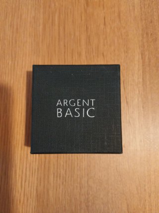 Broche flor con perla y pedrería