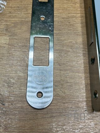 Cerradura para Puertas de Madera Yale