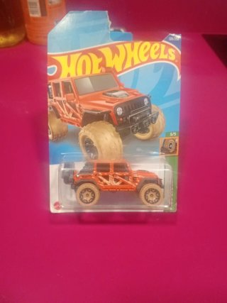 10 Hot Wheels TH