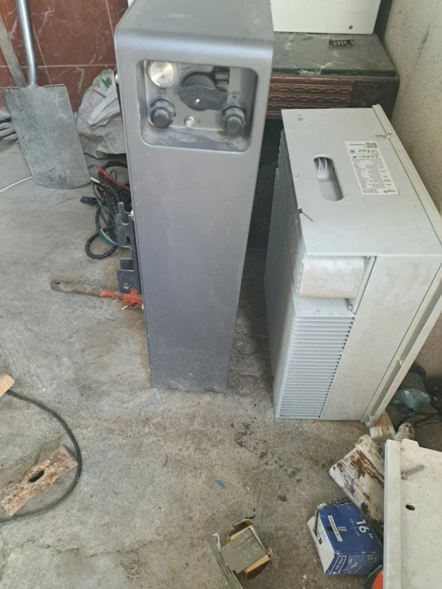 Batería solar FOX - Menos de 1 año