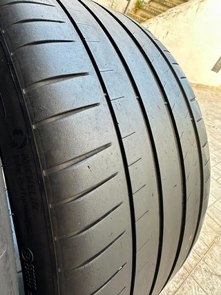 Neumáticos 315/30 R22 MICHELIN