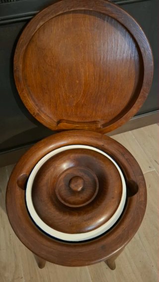 Antiguo mueble orinal restaurado madera