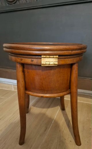 Antiguo mueble orinal restaurado madera