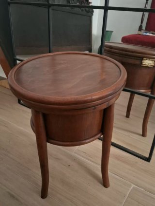 Antiguo mueble orinal restaurado madera