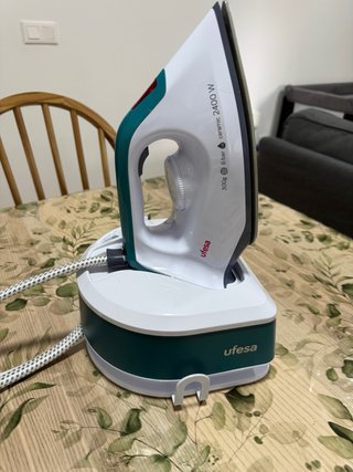 Plancha de vapor Ufesa 2400W