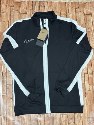 Ropa deaportiva