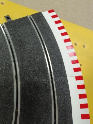 Ninco Curva Exterior R3 con Piano incluido