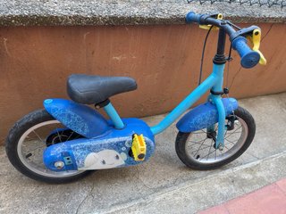 Vendo Bicicleta infantil azul